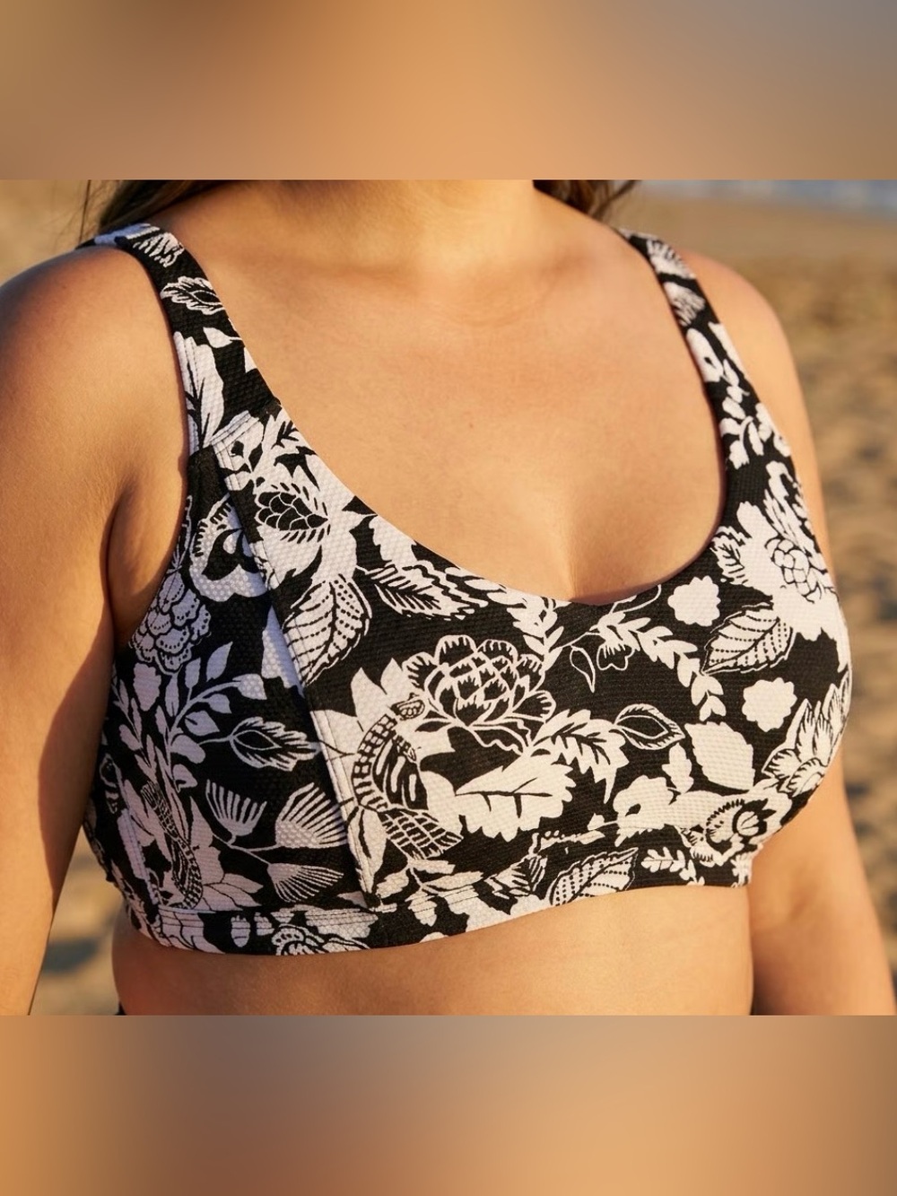 Artesands Cantata Forte Raphael Plus Size Black & White Floral Bikini Top